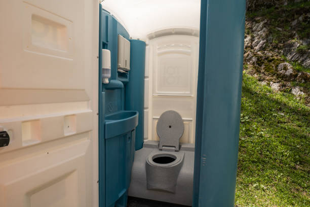 Best Temporary restroom rental  in Anoka, MN