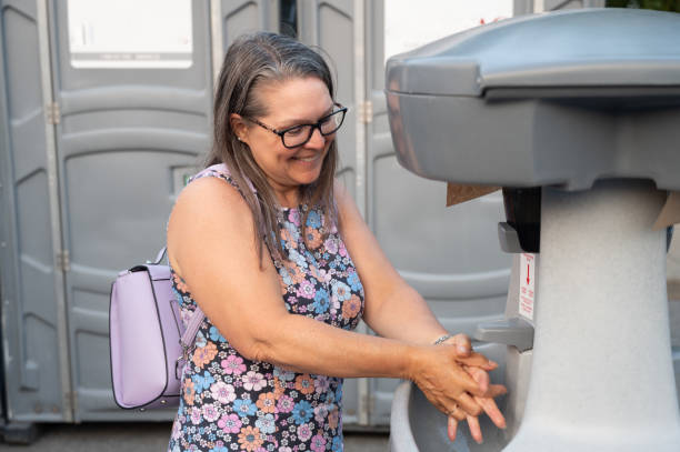 Best Portable toilet rental cost  in Anoka, MN